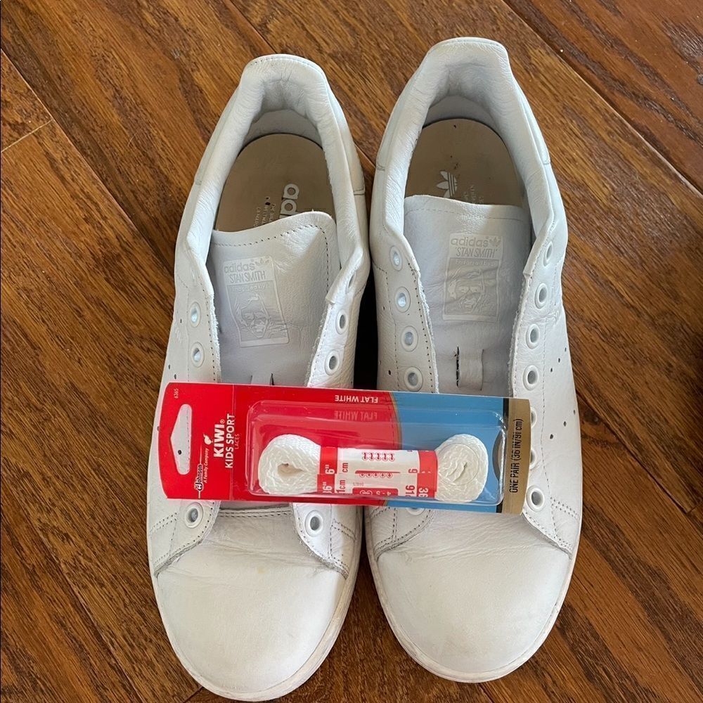Men’s all white adidas